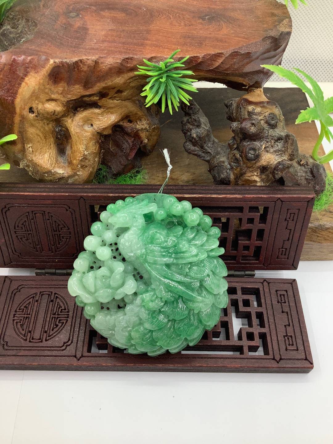 凤穿牡丹