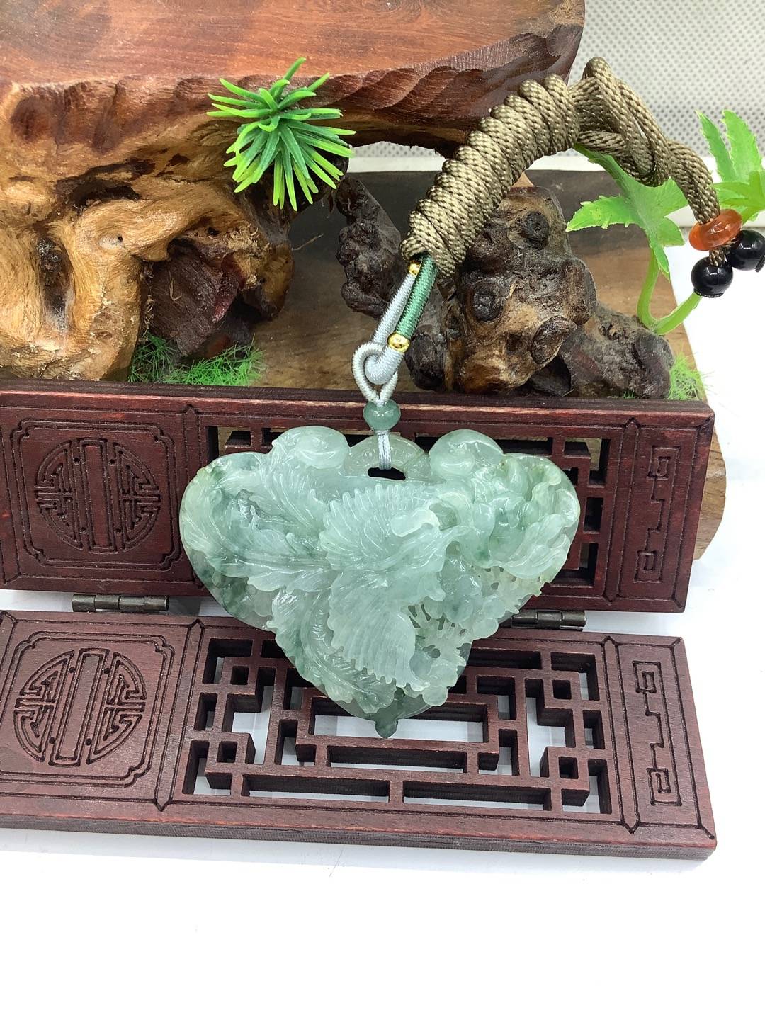 凤戏牡丹