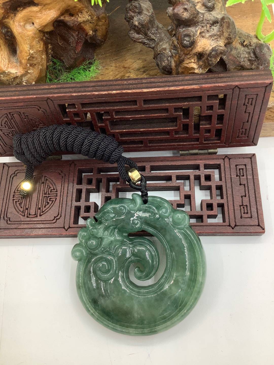 龙行天下
