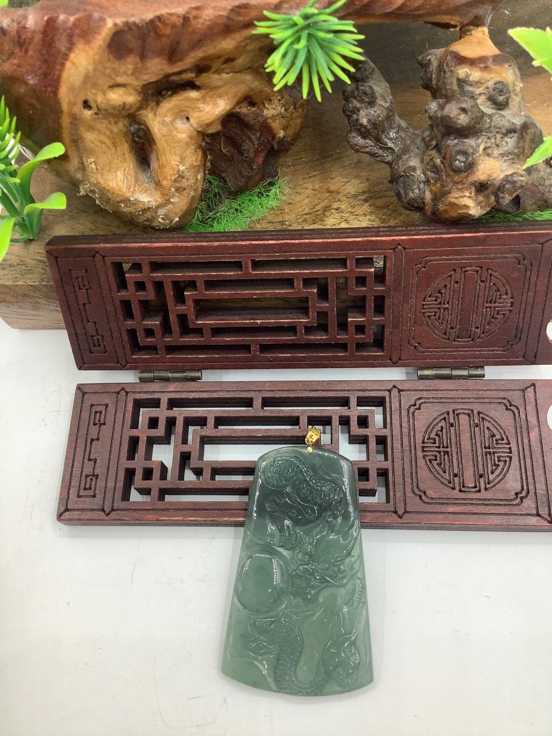 龙行天下
