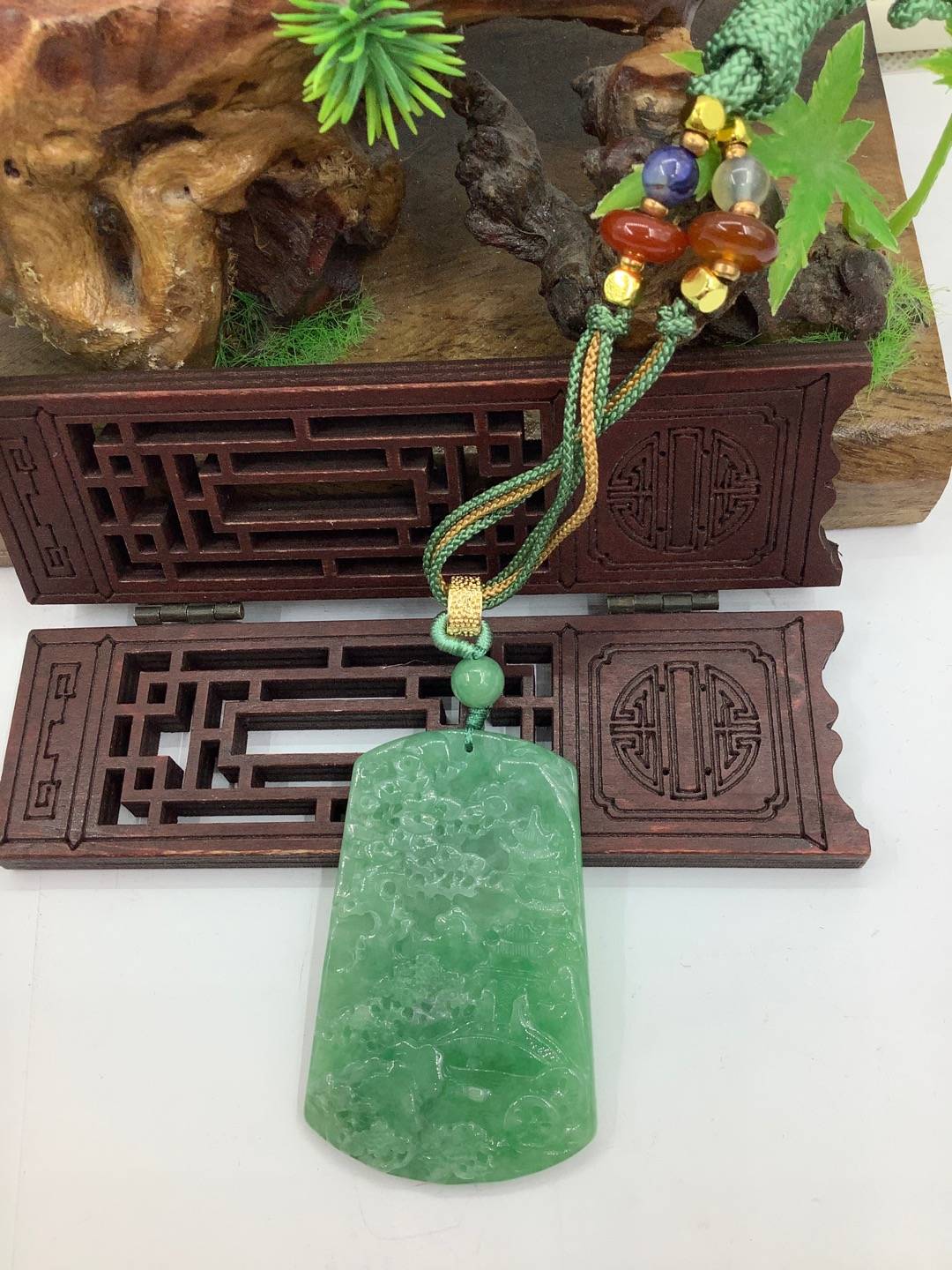 溪水行旅