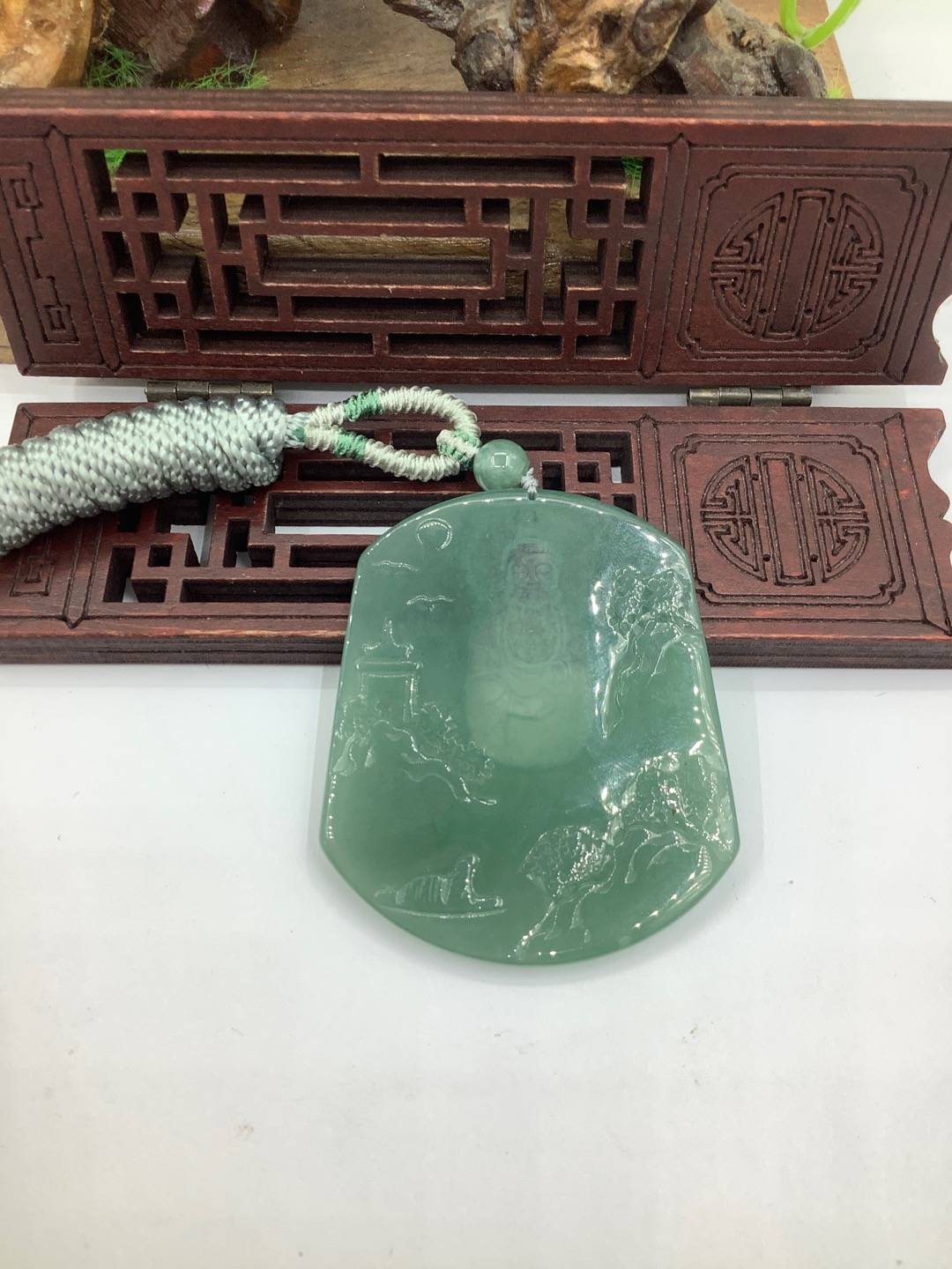 佛观天下