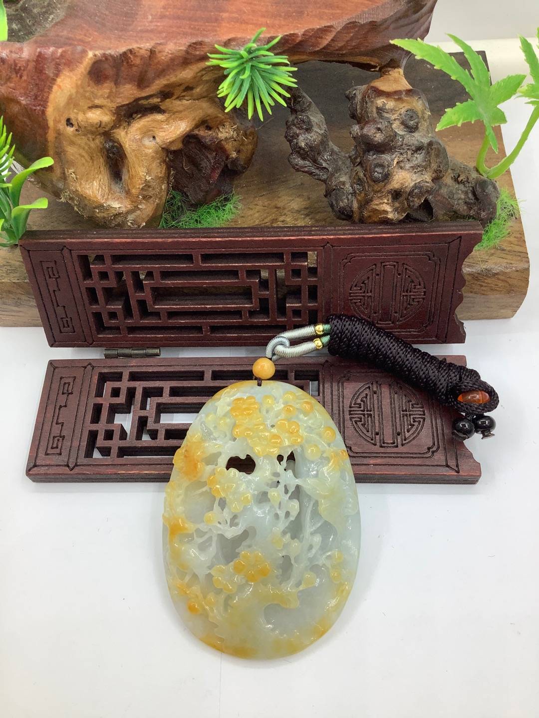 鹿梅同春