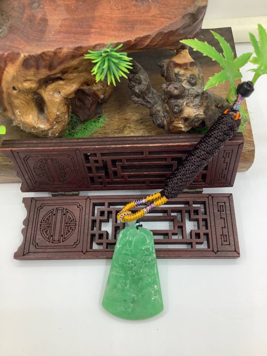 溪水行旅