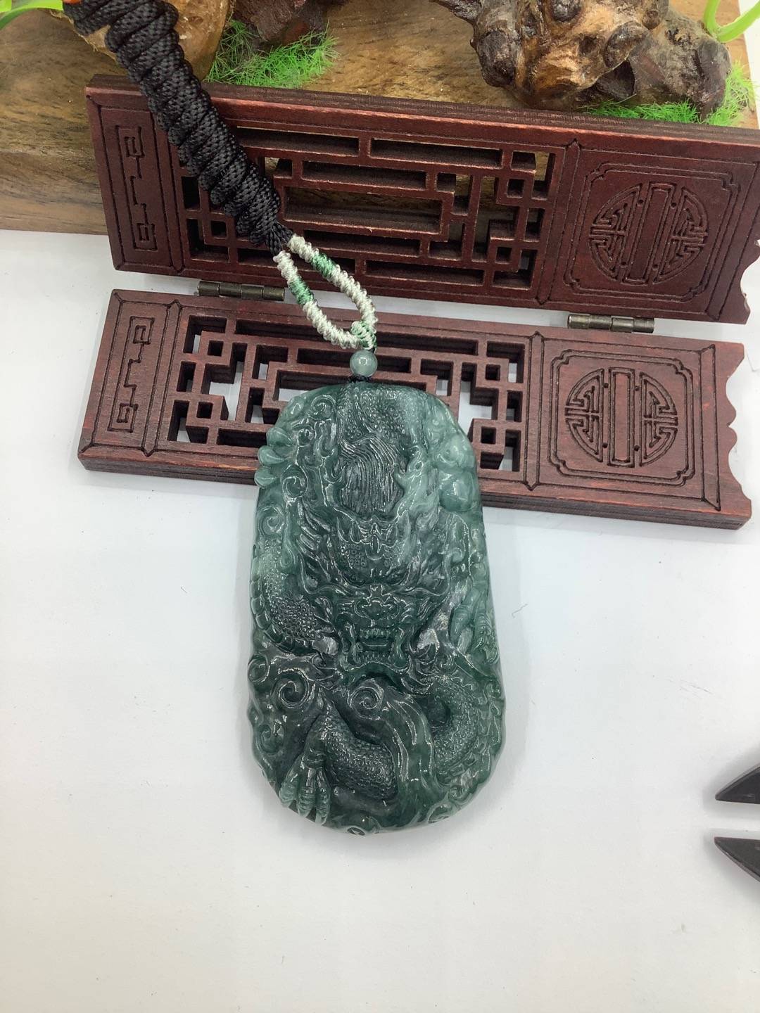 龙行天下