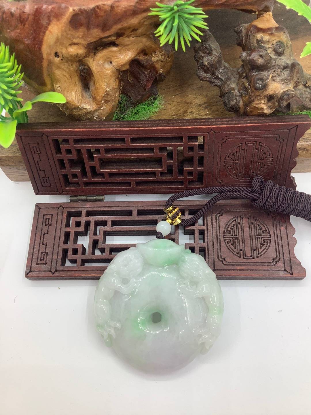 招财纳福