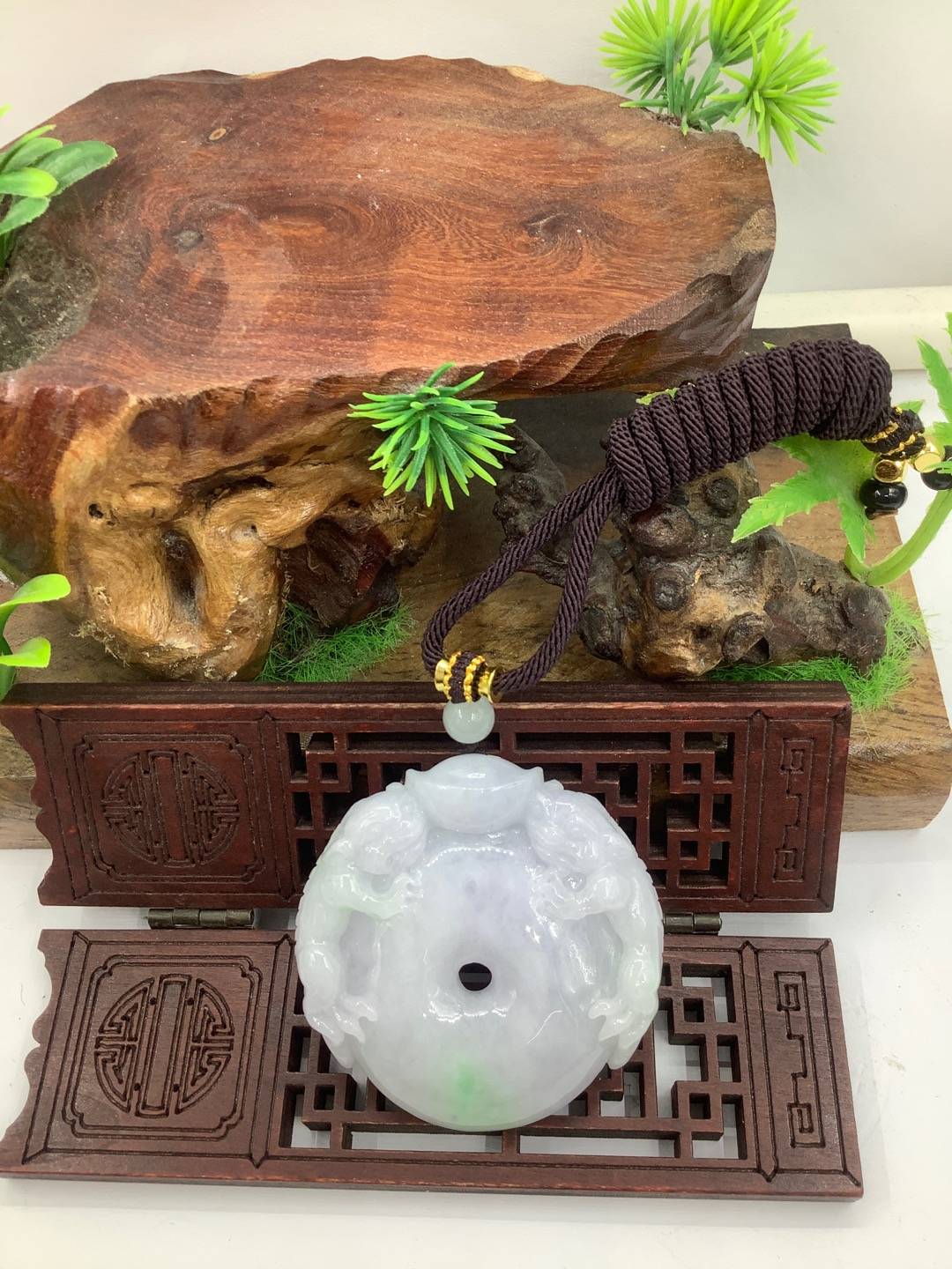 招财纳福