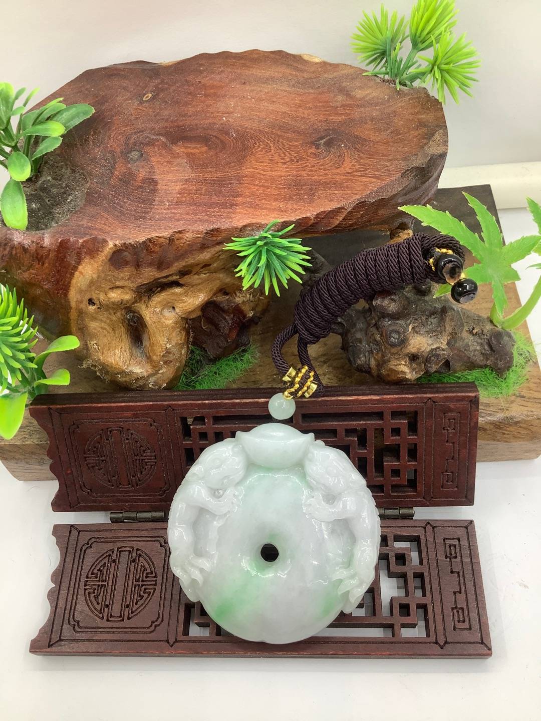 招财纳福