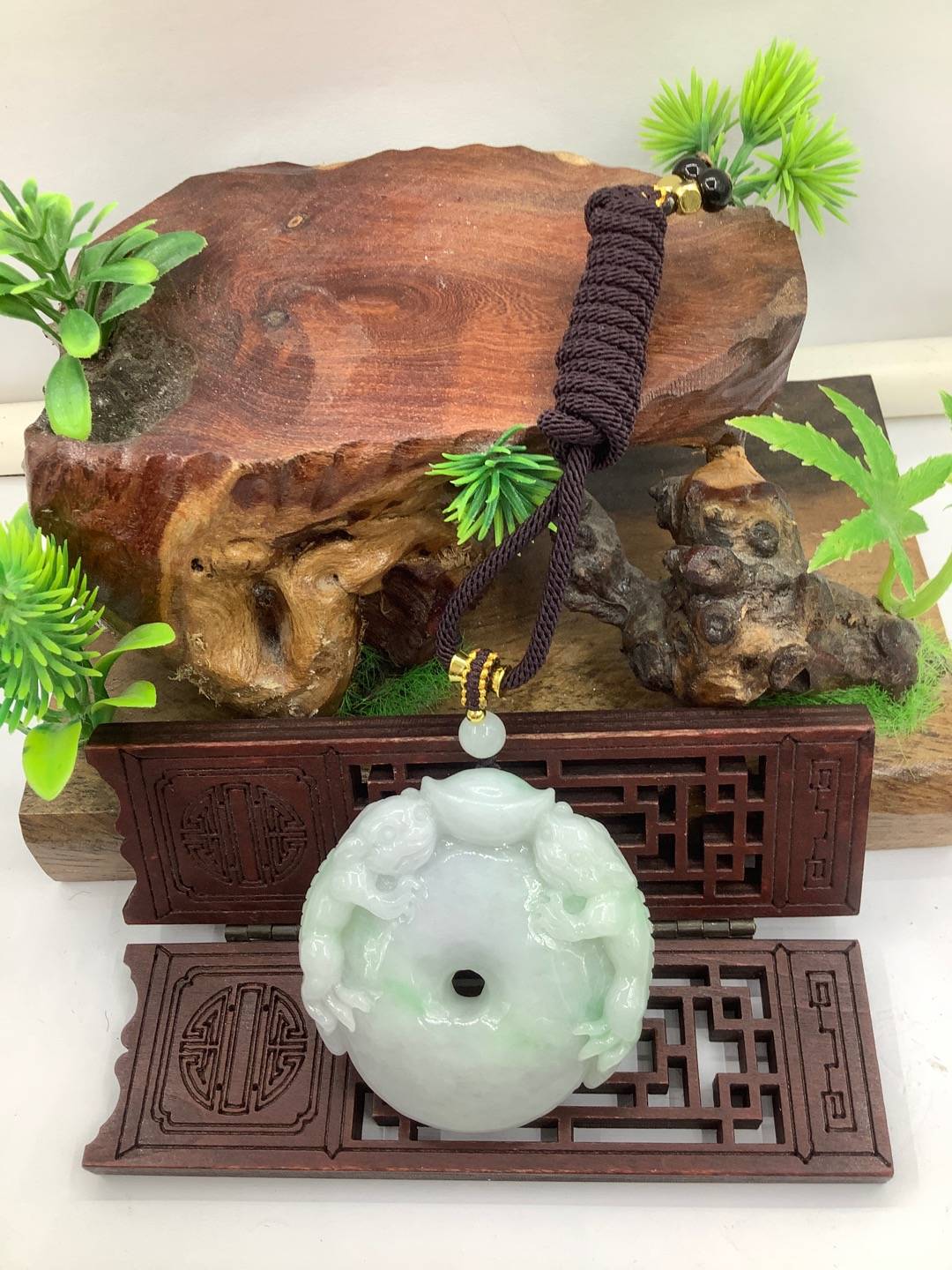 招财纳福