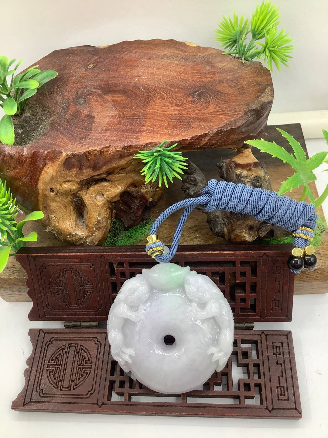 招财纳福