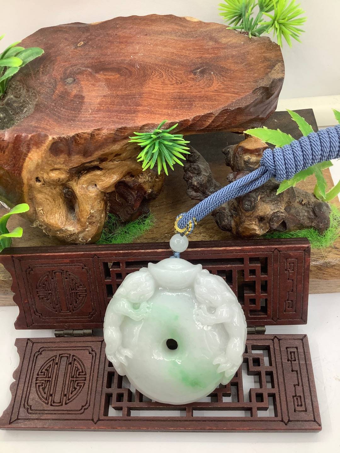 招财纳福
