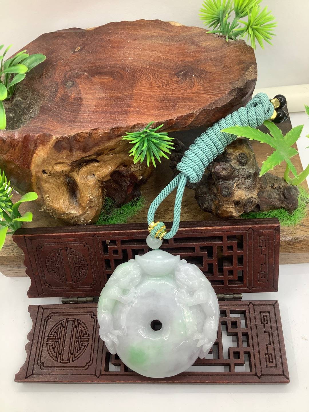 招财纳福