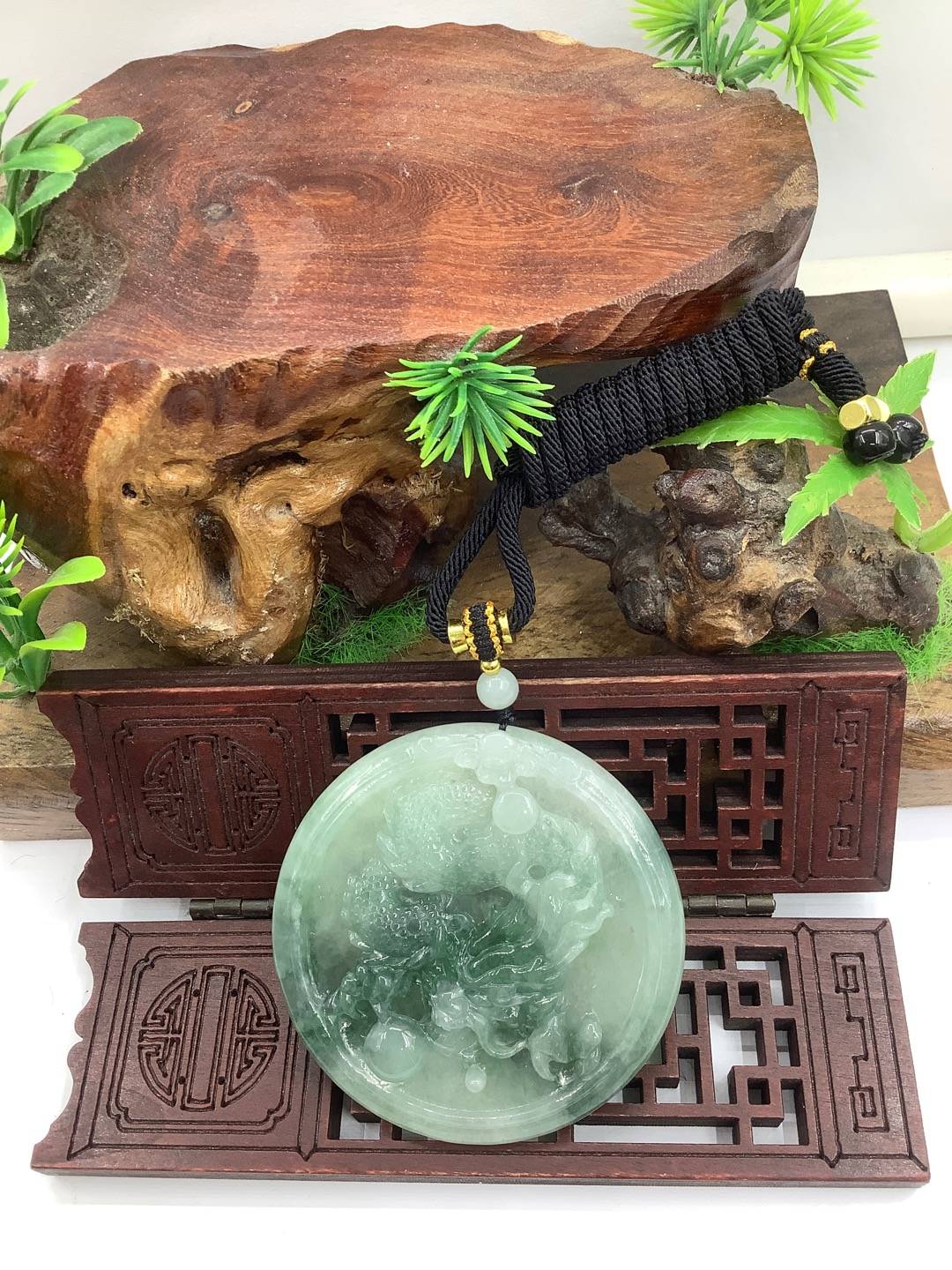 龙行天下