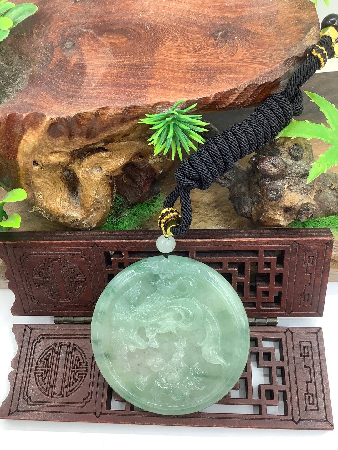 凤戏牡丹