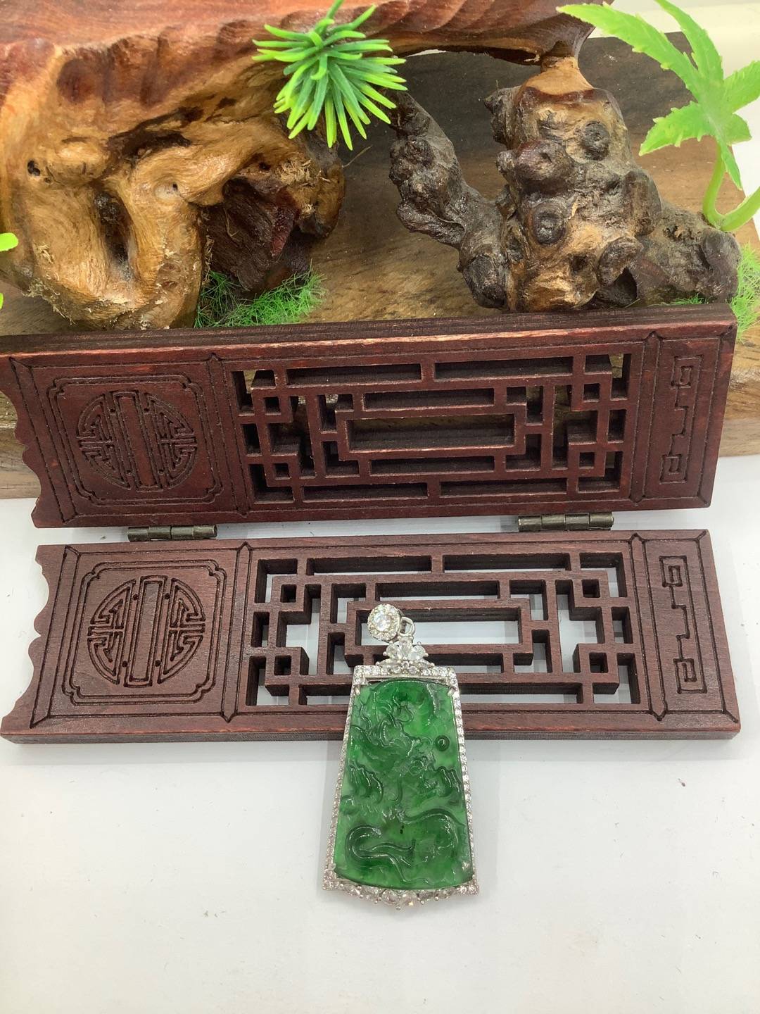 龙行天下