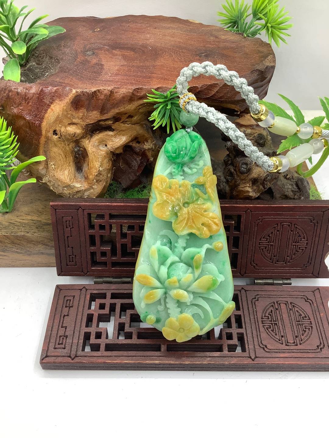 一品青莲