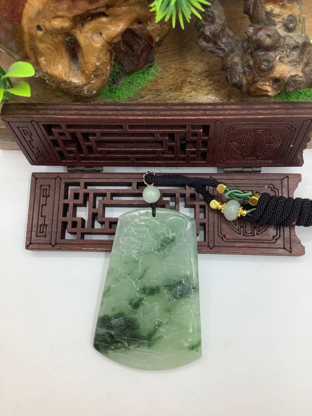 溪水行旅