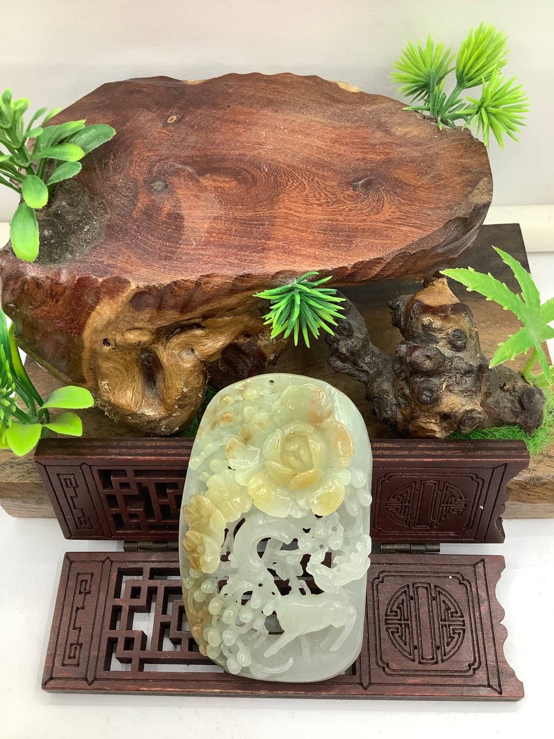 鹿梅同春