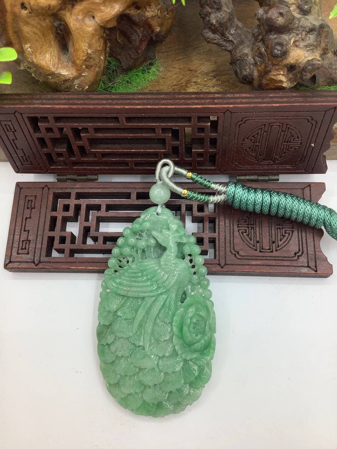 凤穿牡丹