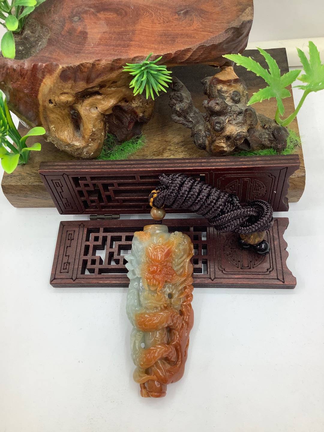 龙行天下