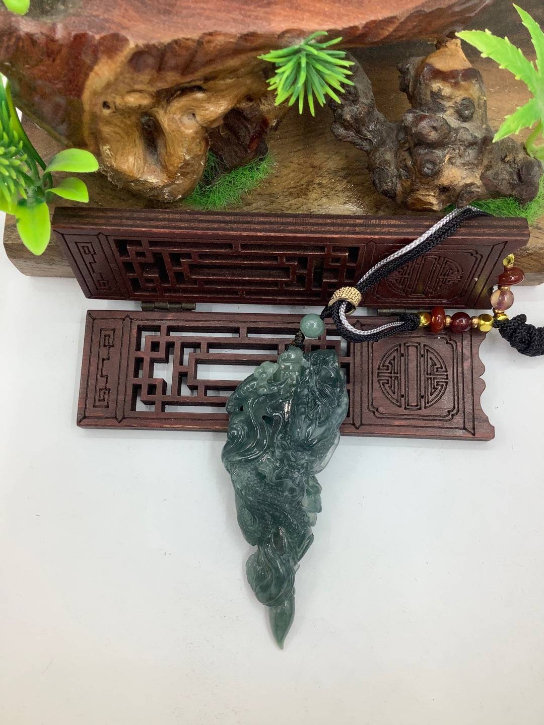 龙行天下