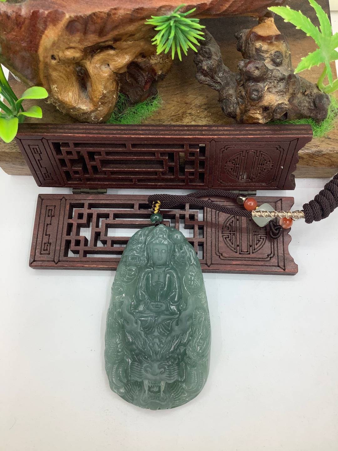 九龙护主