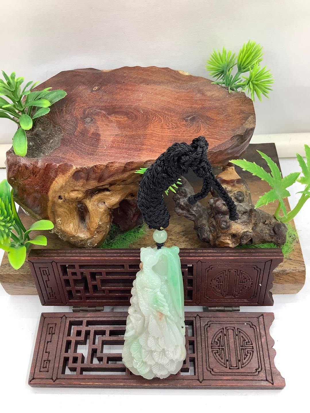凤穿牡丹
