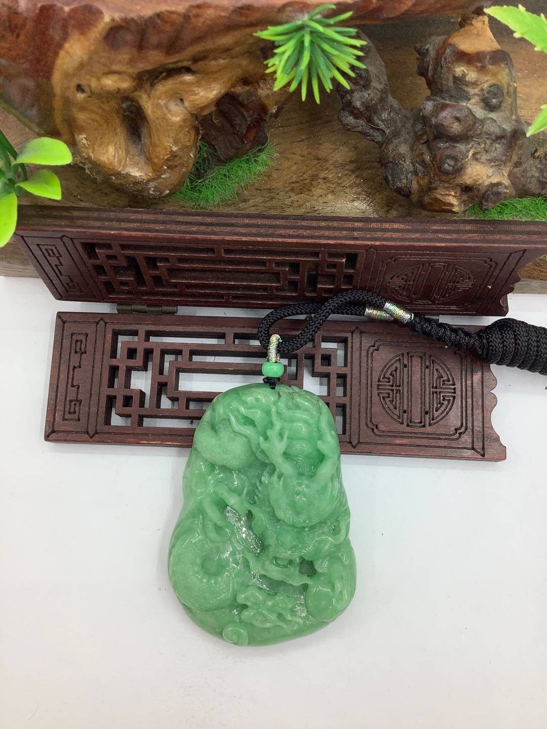 龙行天下