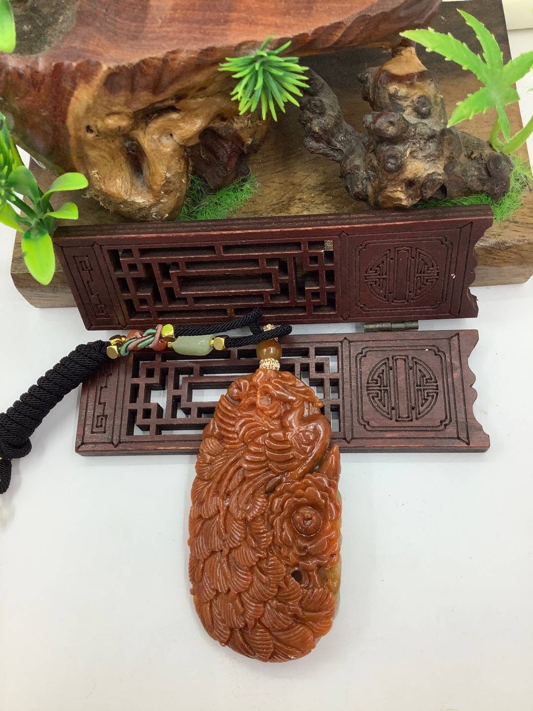 凤穿牡丹
