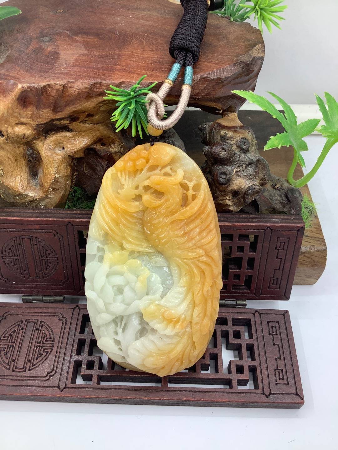 凤穿牡丹