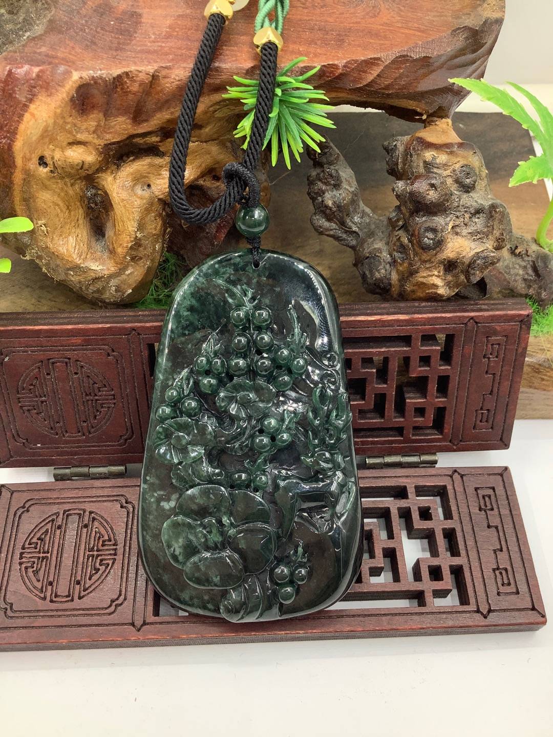 鹿梅同春