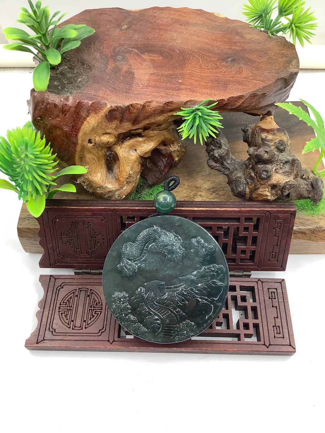 龙行天下