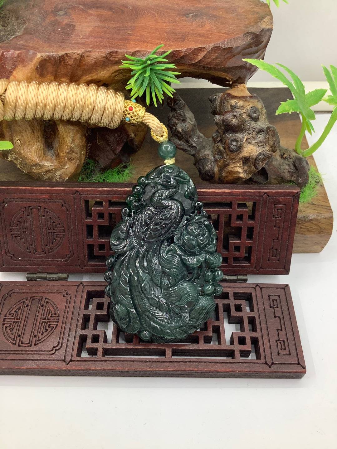 凤穿牡丹