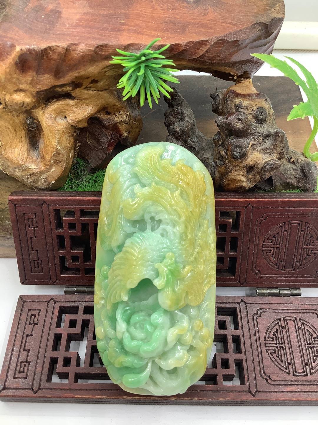 凤穿牡丹