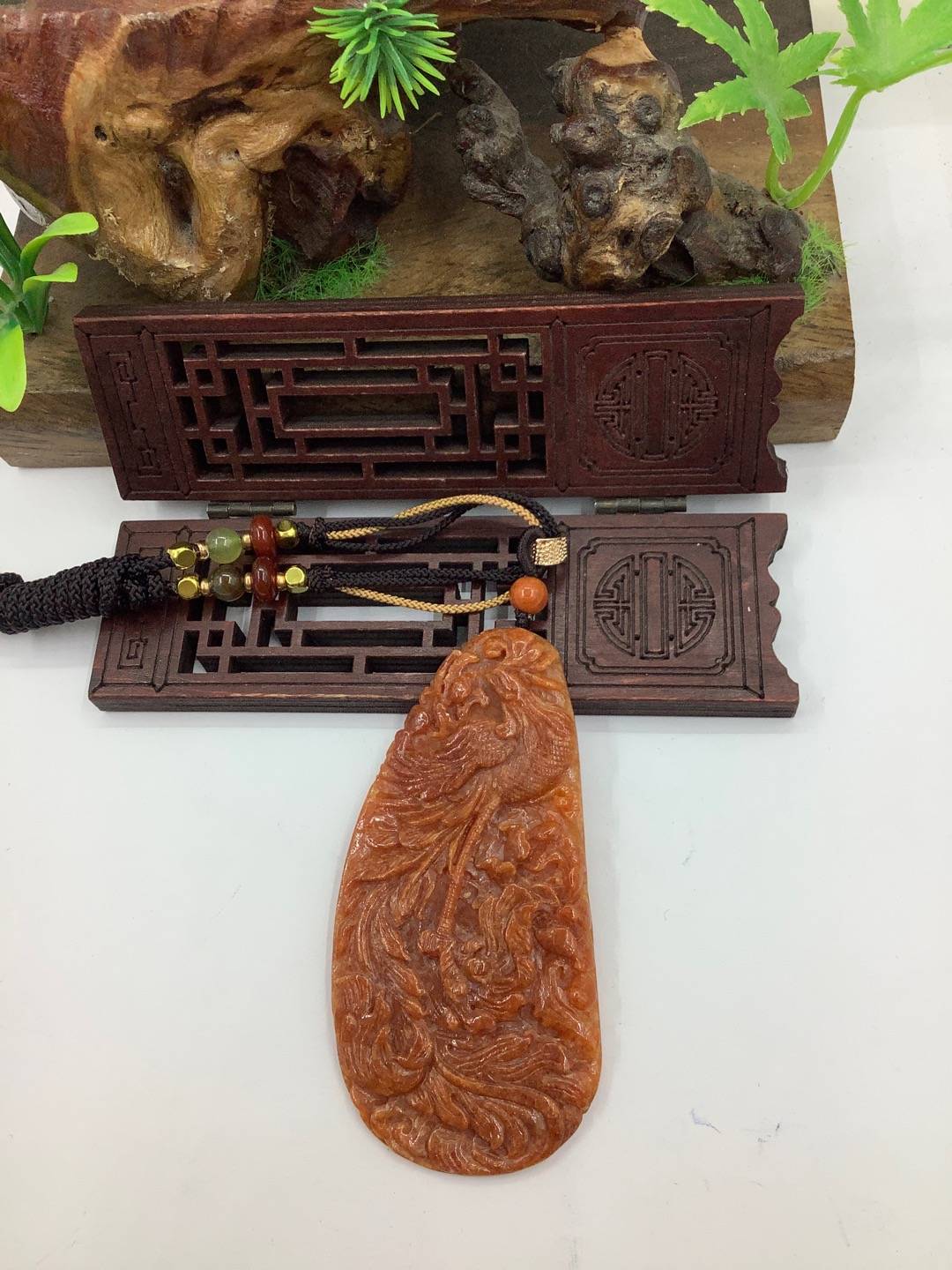 凤穿牡丹