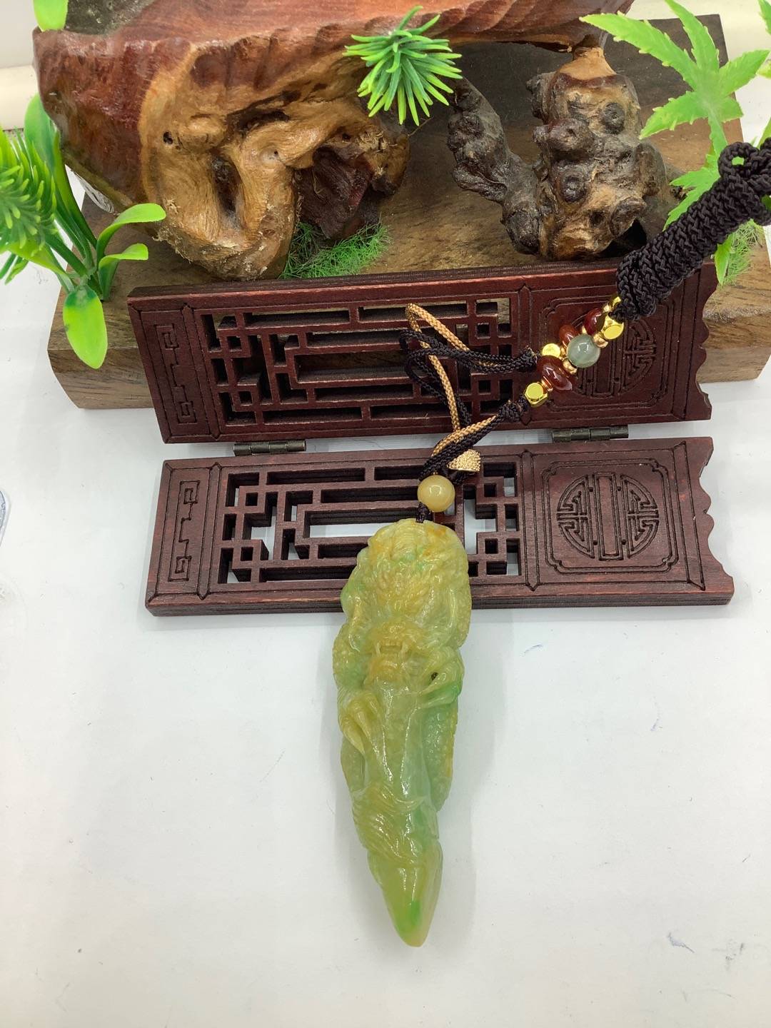 龙行天下