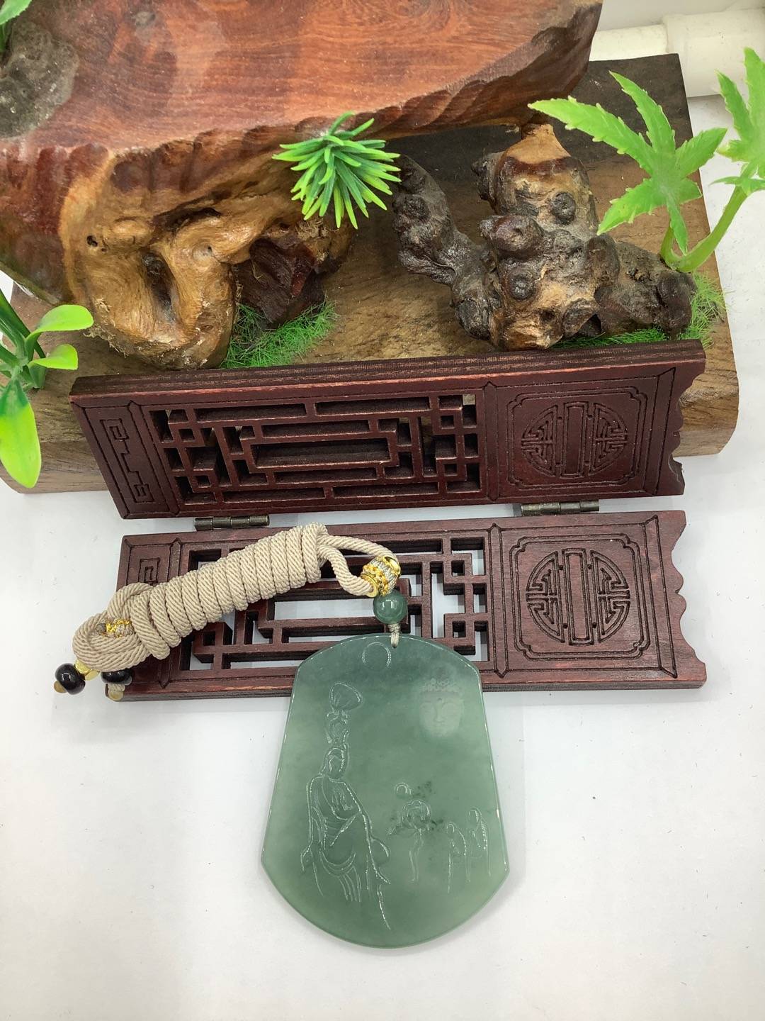佛观天下
