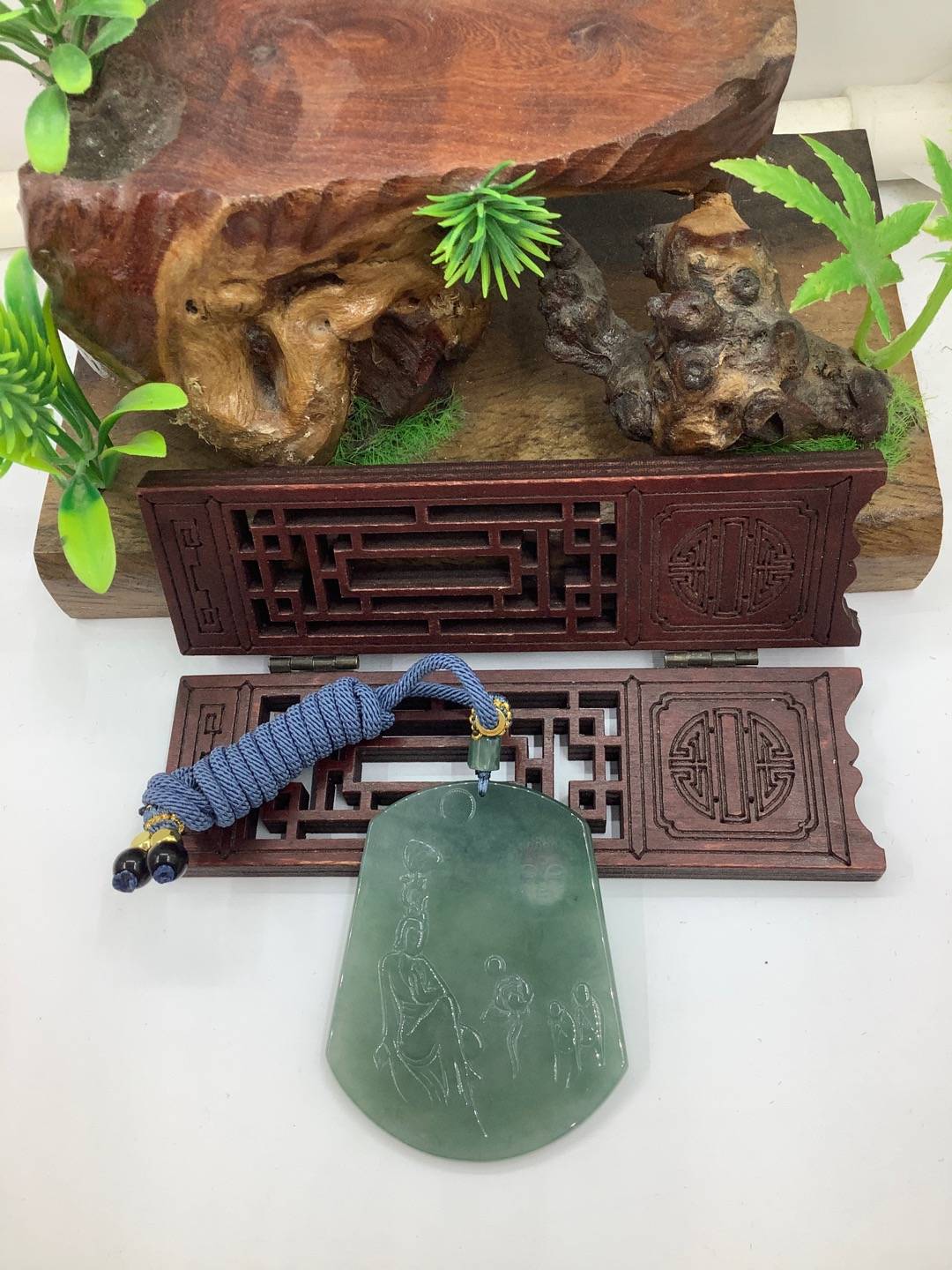 佛观天下