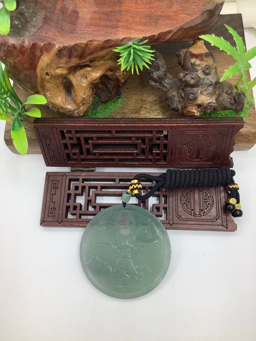 佛观天下