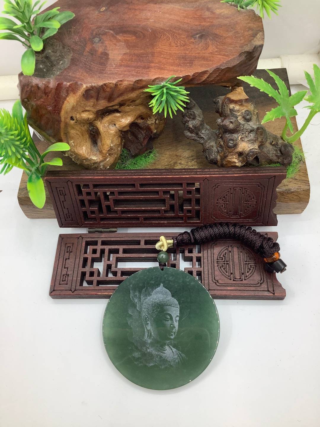 佛观天下