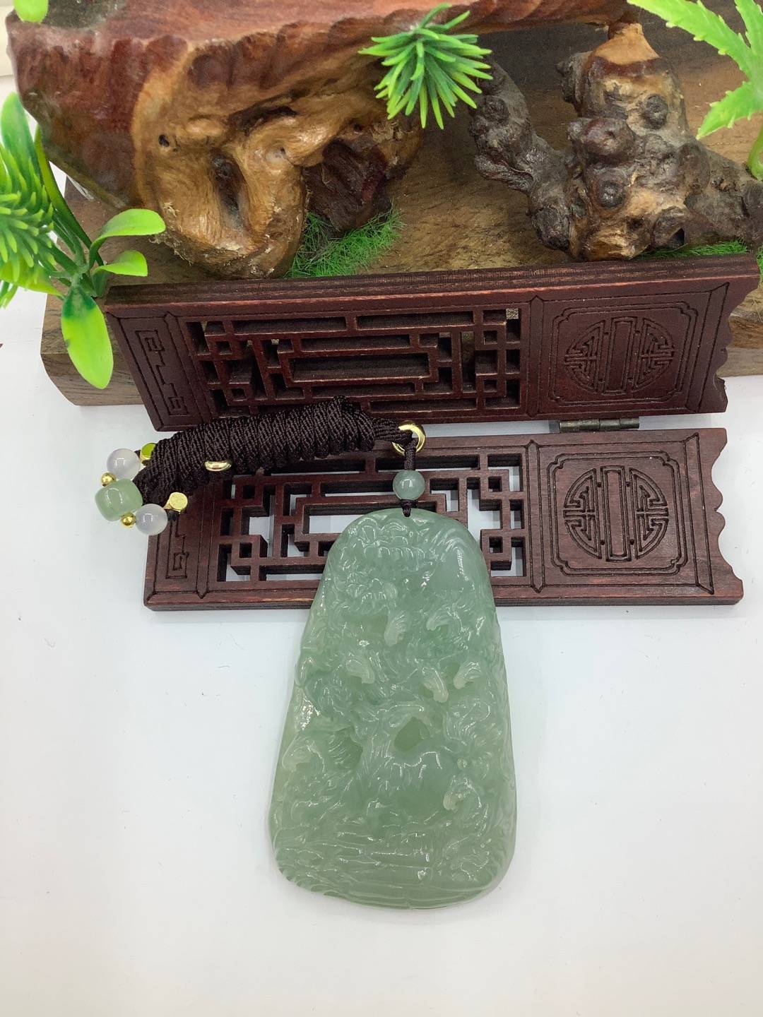 八骏图