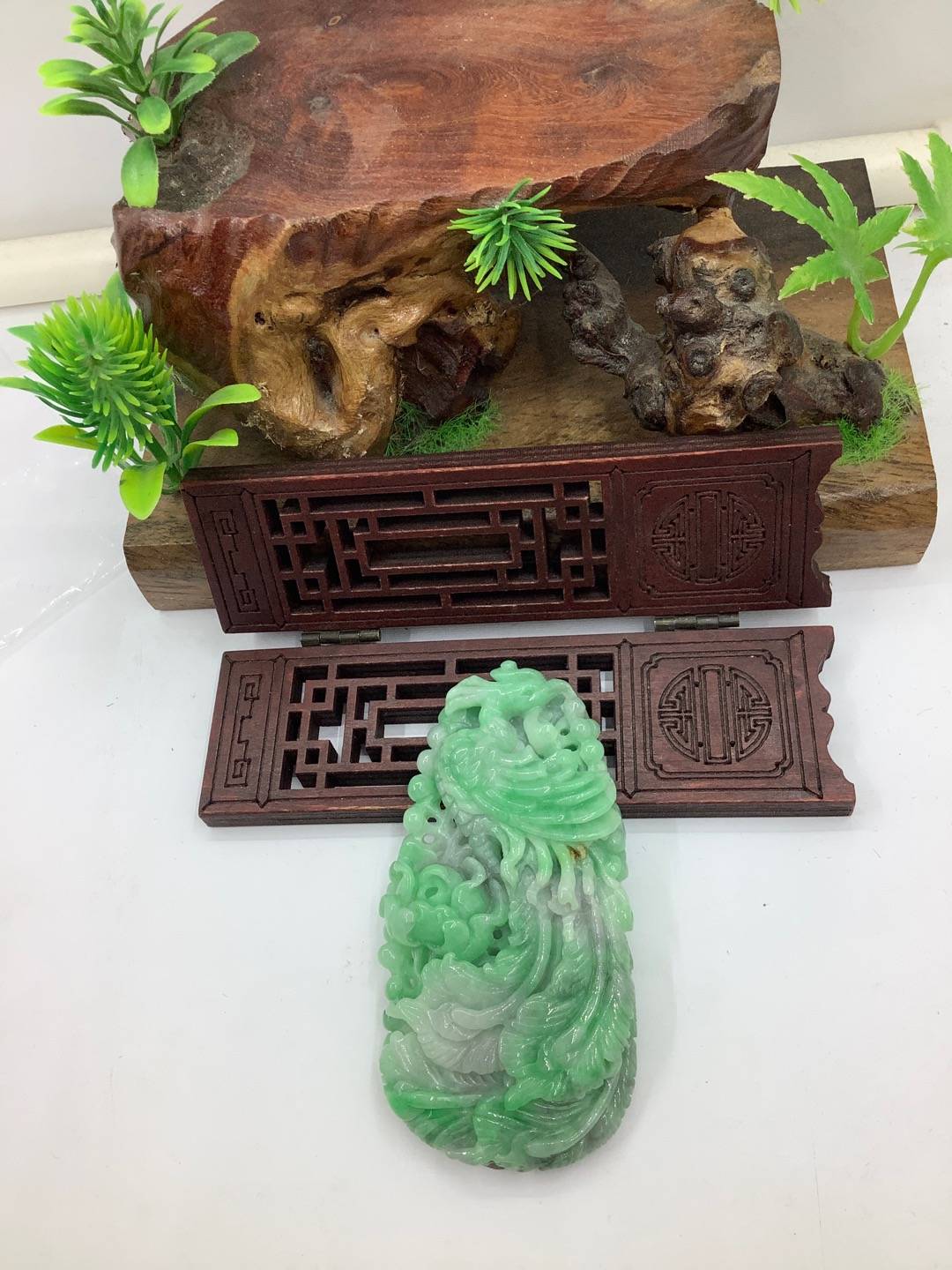 凤穿牡丹