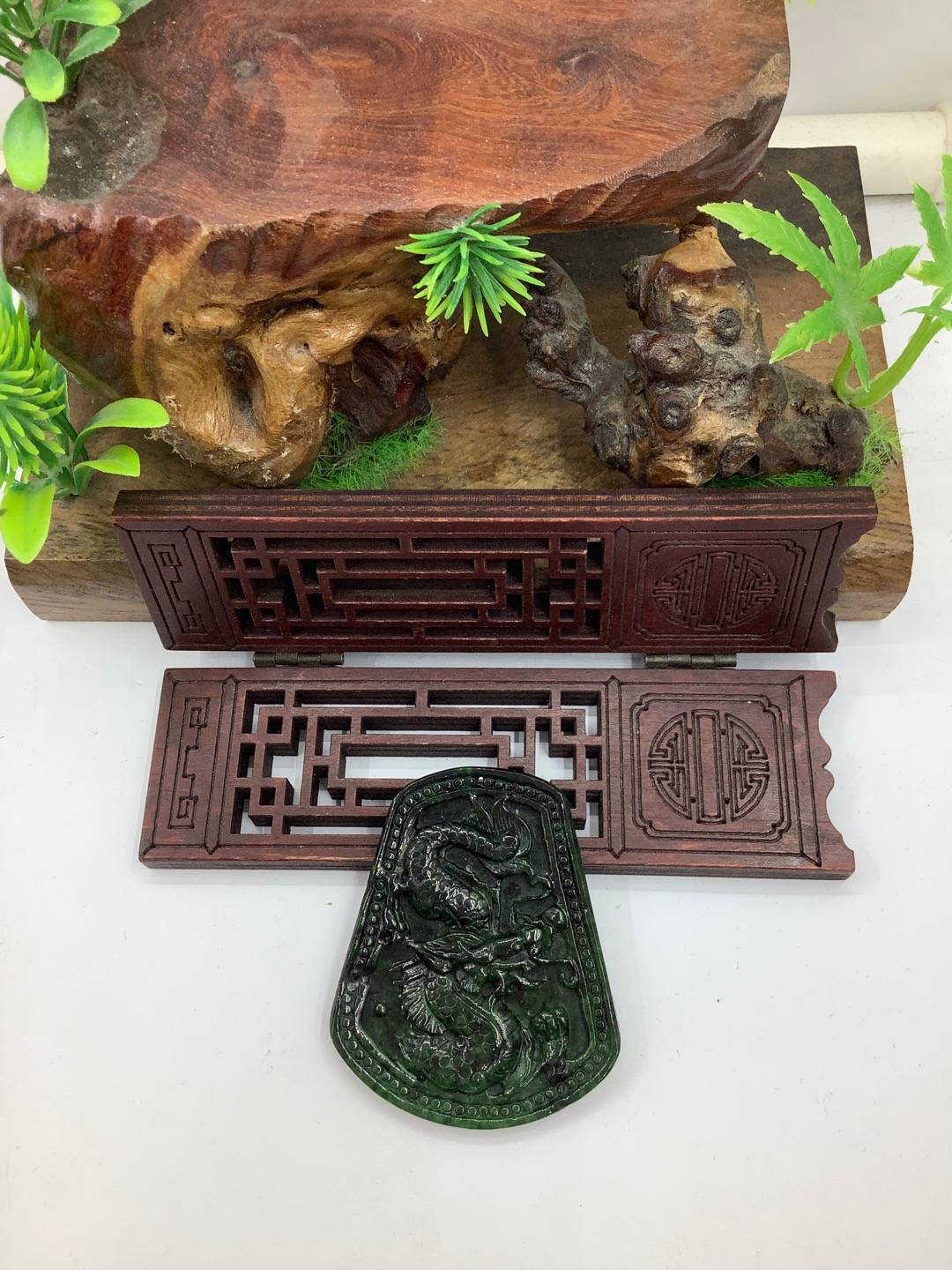龙行天下