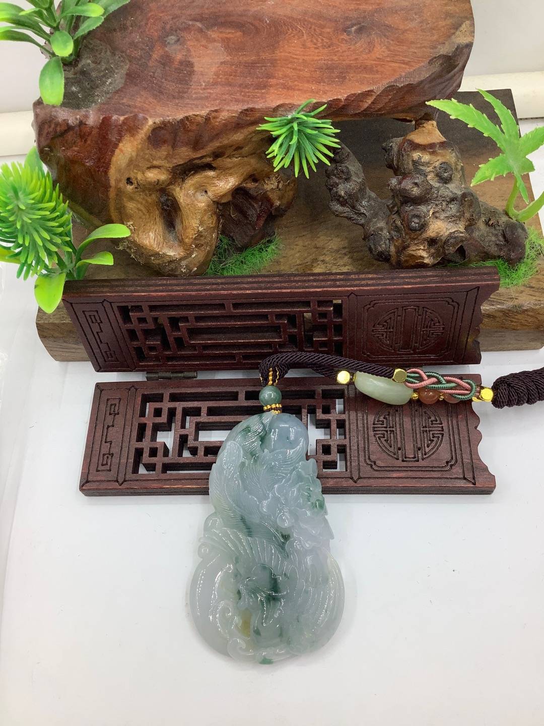 凤穿牡丹