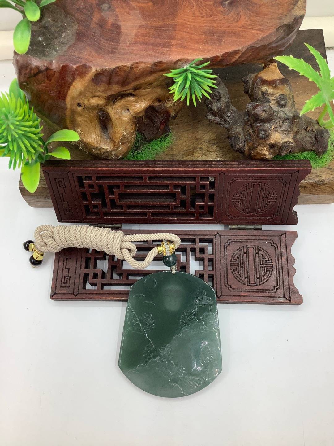 佛观天下