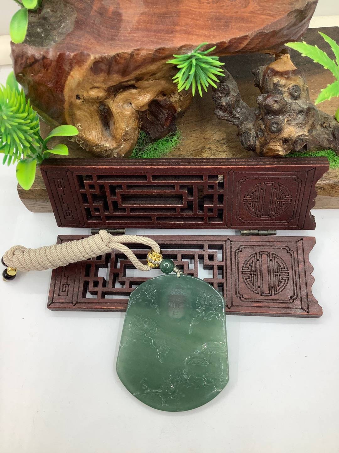 佛观天下