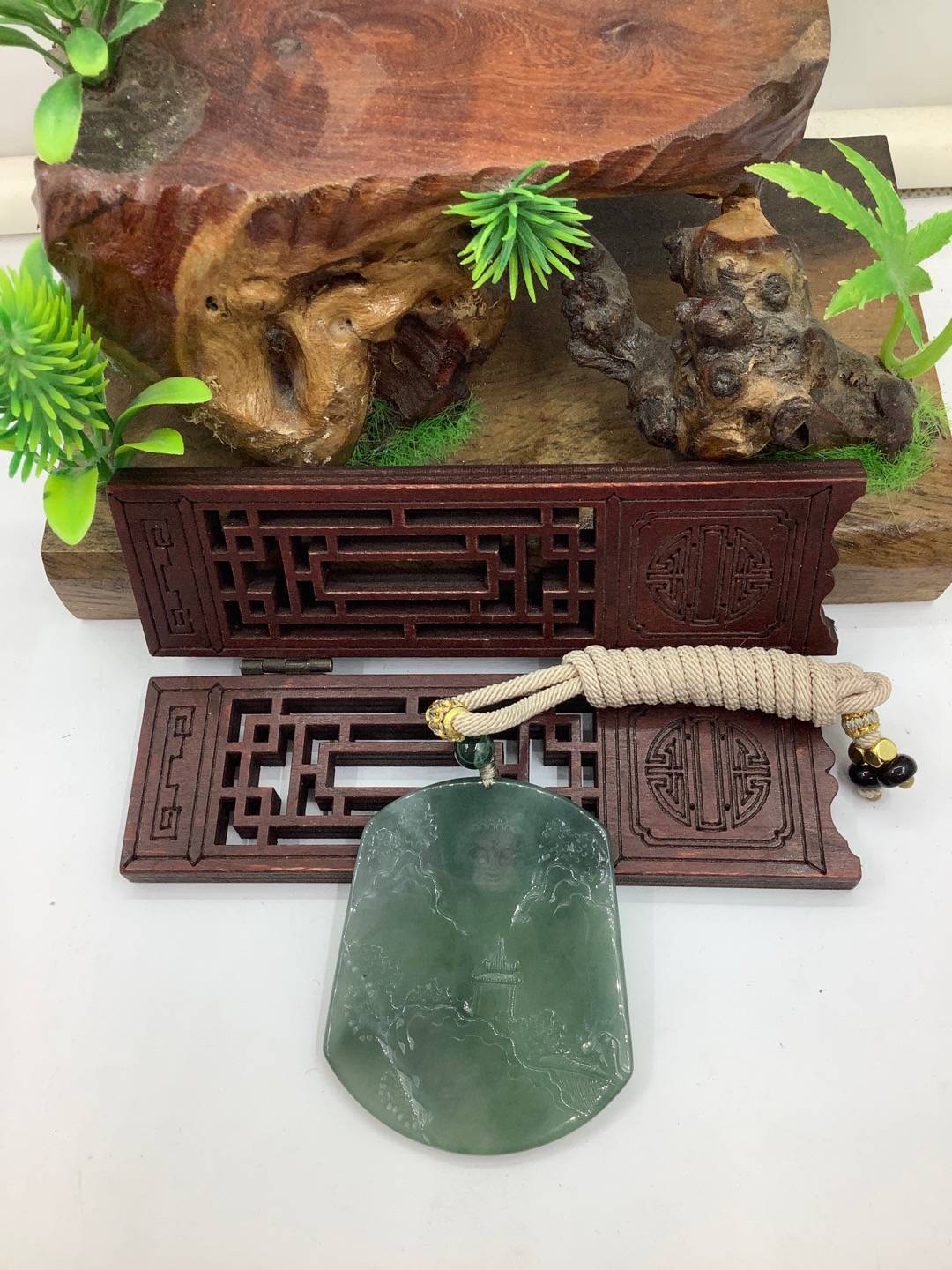 佛观天下