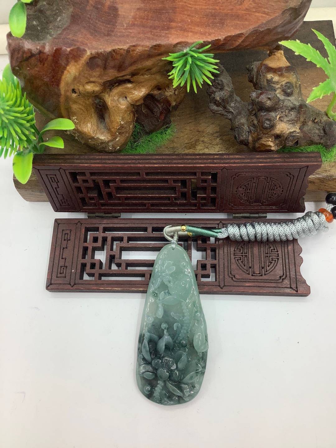 一品青莲