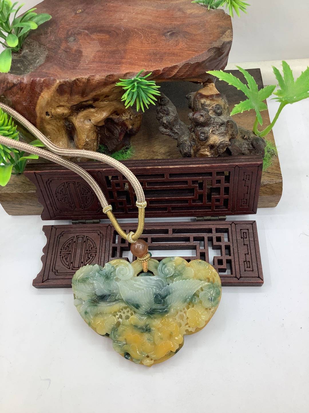 凤戏牡丹