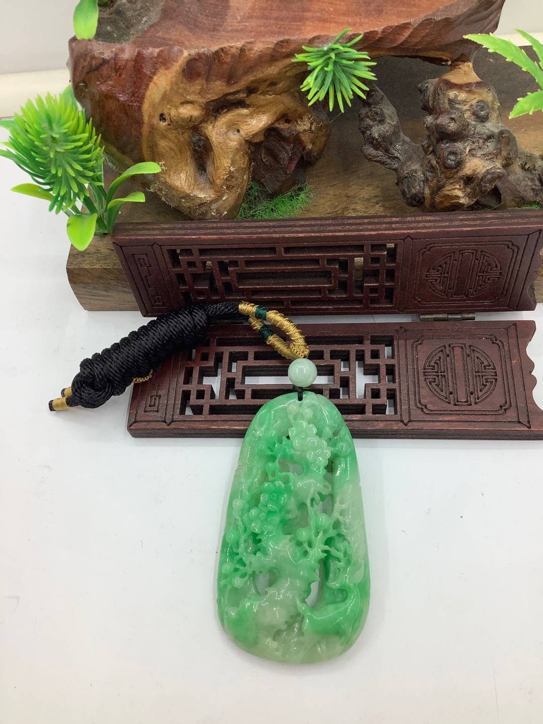 鹿梅同春